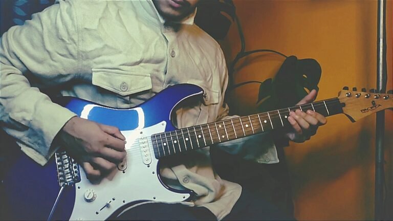 The Complete Beginner Guitar Course – Guitar for Absolute Beginners